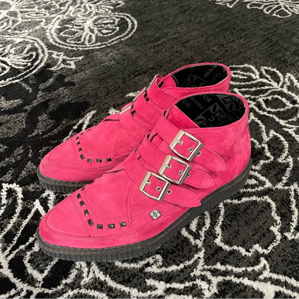 TUK Hot Pink Suede Pointed Toe Buckle Creepers